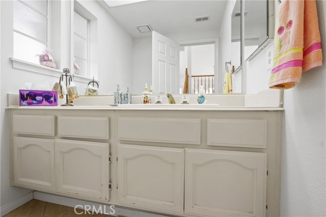 24402 Nugget Falls Lane, Laguna Niguel CA: https://media.crmls.org/medias/dd319c2c-7122-487a-94be-c5f5738e323c.jpg