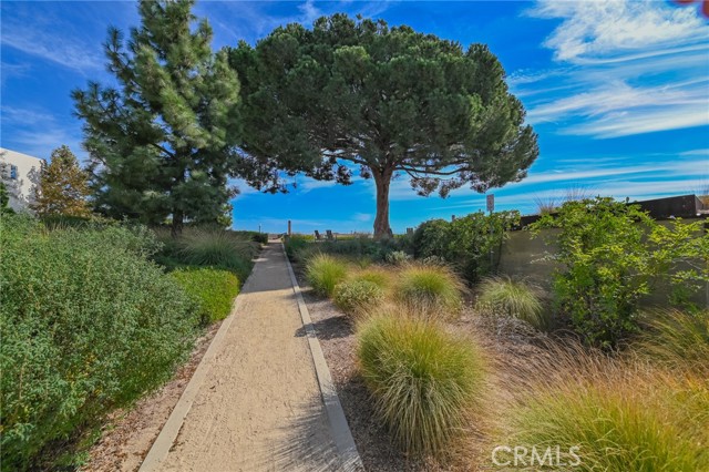 727 Beacon, Irvine CA: https://media.crmls.org/medias/dd31e9eb-5384-41fd-9303-04cf296e5586.jpg
