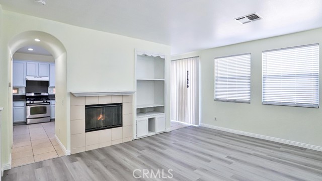 14412 Moon Valley Street, Victorville CA: https://media.crmls.org/medias/dd31f428-1013-4713-bc09-09acdbf7ffcb.jpg
