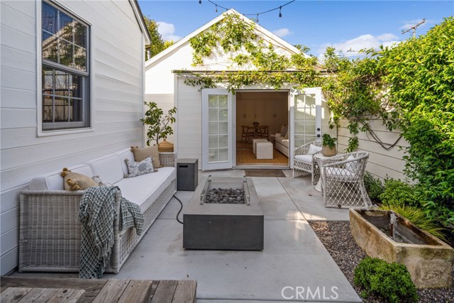 Detail Gallery Image 23 of 47 For 216 Magnolia St, Costa Mesa,  CA 92627 - 3 Beds | 2 Baths