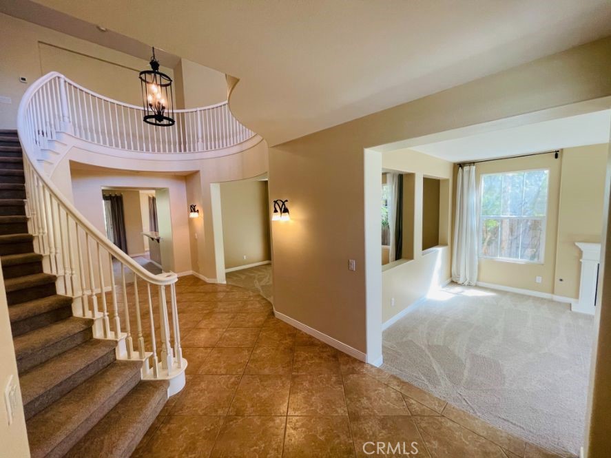 1574 Glencrest Drive - photo 2