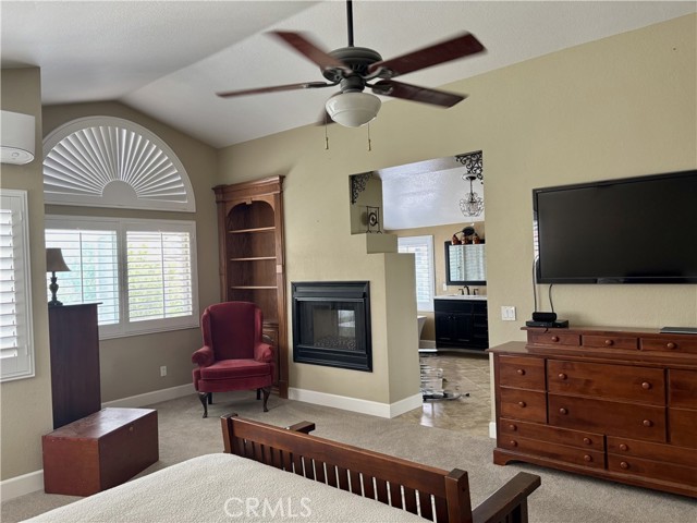 7440 Apple Blossom Court, Highland CA: https://media.crmls.org/medias/dd329c72-44ae-432a-888f-bd7575e9a36a.jpg