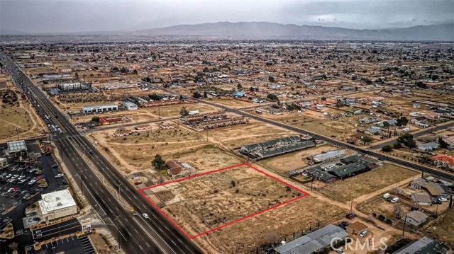 16211 Bear Valley, Hesperia CA: https://media.crmls.org/medias/dd32b549-fef7-473e-bdb7-3d51d2ac6e97.jpg