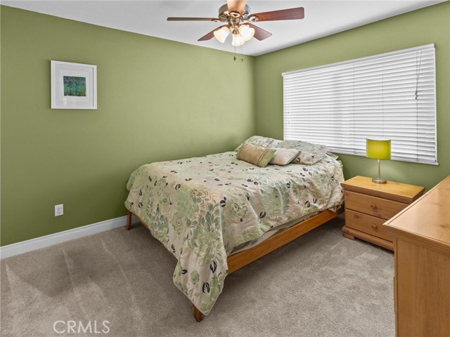 Detail Gallery Image 15 of 26 For 15971 Pilgrim Cir, Huntington Beach,  CA 92647 - 4 Beds | 2 Baths