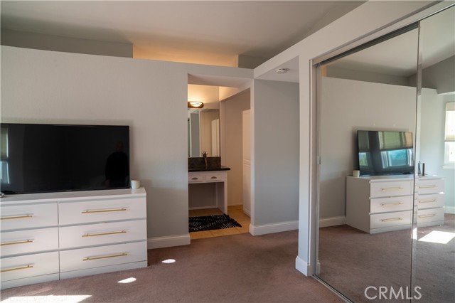 1454 Cresta, Corona CA: https://media.crmls.org/medias/dd332de2-1ae9-425d-bd51-7e2546b2f951.jpg