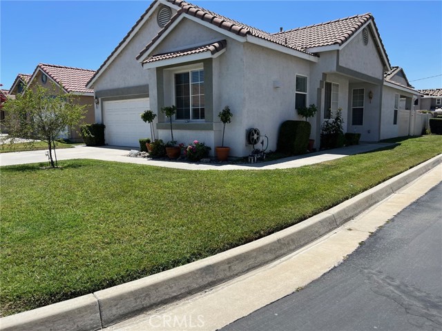 Detail Gallery Image 2 of 28 For 1608 Ametista Dr, San Jacinto,  CA 92583 - 2 Beds | 2 Baths