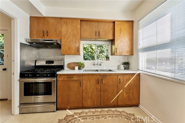 667 West Grandview photo 30