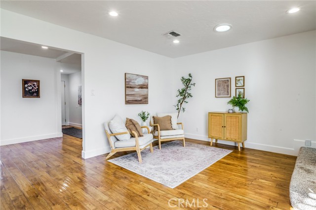 Detail Gallery Image 13 of 37 For 5602 Placer Ave, Westminster,  CA 92683 - 4 Beds | 3 Baths