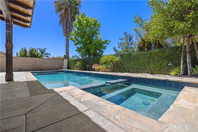 26556 Beecher Lane, Stevenson Ranch CA: https://media.crmls.org/medias/dd3551b8-ca1e-4ce6-b61a-c7fbcfe99648.jpg