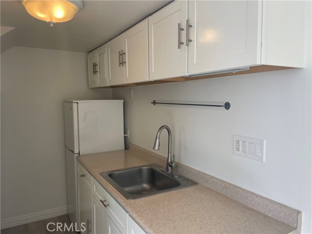 267 Fairview Street, Laguna Beach CA: https://media.crmls.org/medias/dd364578-2f6a-419c-8c3b-8e532765673c.jpg