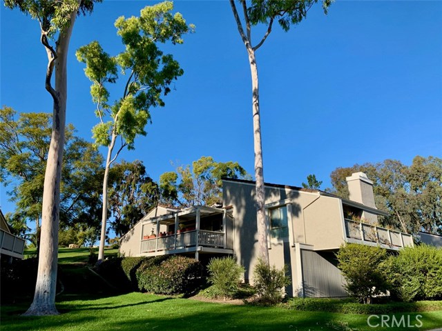 Detail Gallery Image 1 of 30 For 44 Rocky Knoll #22,  Irvine,  CA 92612 - 3 Beds | 2 Baths