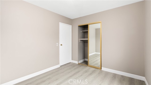 528 Essex photo 33