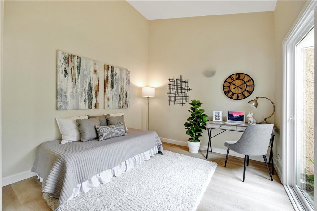 MLS #OC25132194 image #16