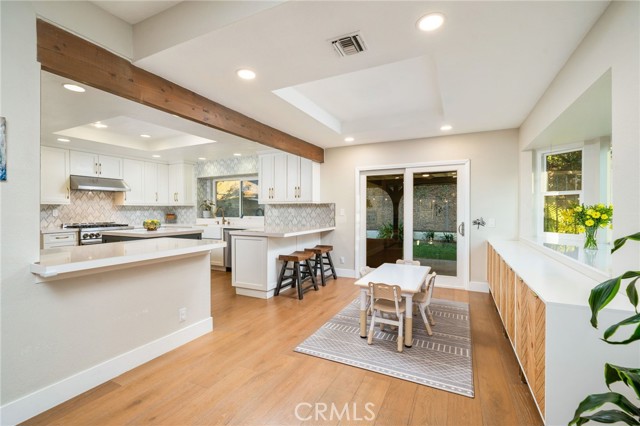 Detail Gallery Image 6 of 47 For 810 Mountain Ln, Glendora,  CA 91741 - 3 Beds | 2/1 Baths