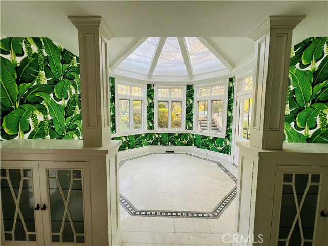 Detail Gallery Image 12 of 31 For 4110 Woodleigh Ln, La Canada Flintridge,  CA 91011 - 6 Beds | 8 Baths