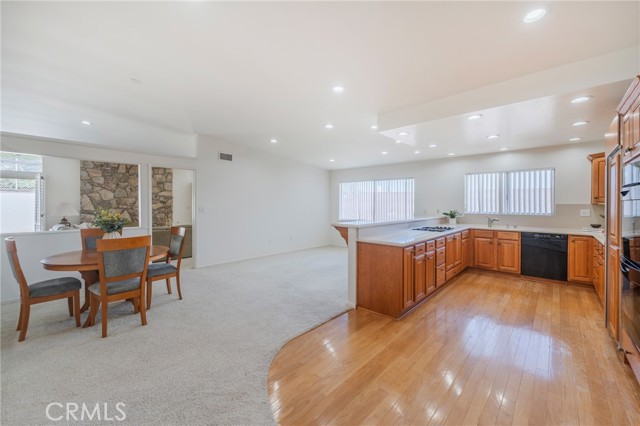 27659 Flaming Arrow Drive, Rancho Palos Verdes CA: https://media.crmls.org/medias/dd384ca3-51ff-4856-bfab-f6340dd5597f.jpg