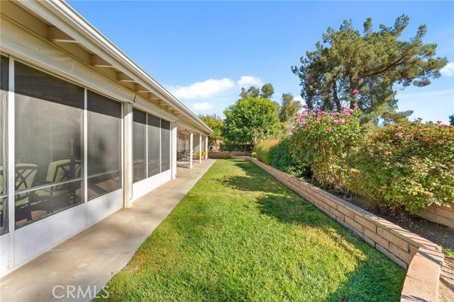 Detail Gallery Image 26 of 39 For 2059 Silver Oaks Way, Hemet,  CA 92545 - 2 Beds | 2 Baths