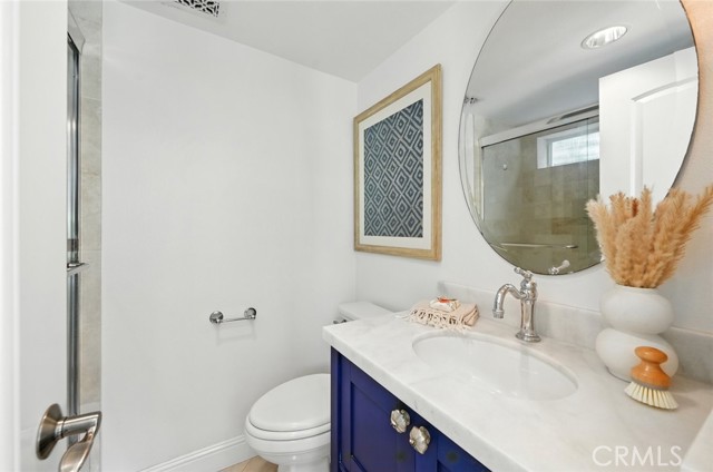 213 Seaview Street, Manhattan Beach CA: https://media.crmls.org/medias/dd38ac8d-6536-4c4f-aec5-e849796e503b.jpg