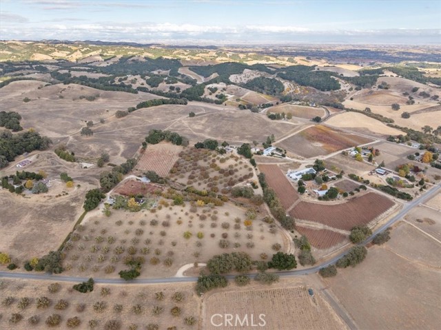 Detail Gallery Image 48 of 51 For 4350 Vineyard Dr, Paso Robles,  CA 93446 - 4 Beds | 3/1 Baths