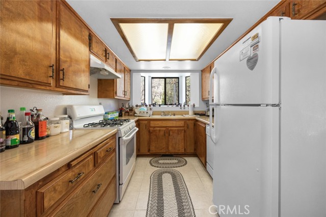 Detail Gallery Image 11 of 38 For 32947 Squirrel Ln, Arrowbear,  CA 92308 - 2 Beds | 2 Baths