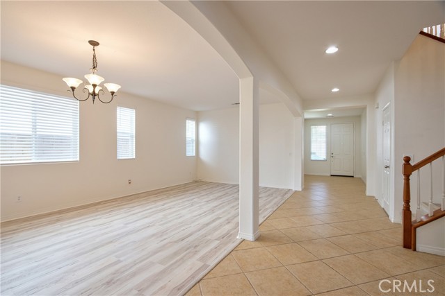 Detail Gallery Image 13 of 75 For 37639 Botanica Pl, Murrieta,  CA 92562 - 6 Beds | 4 Baths