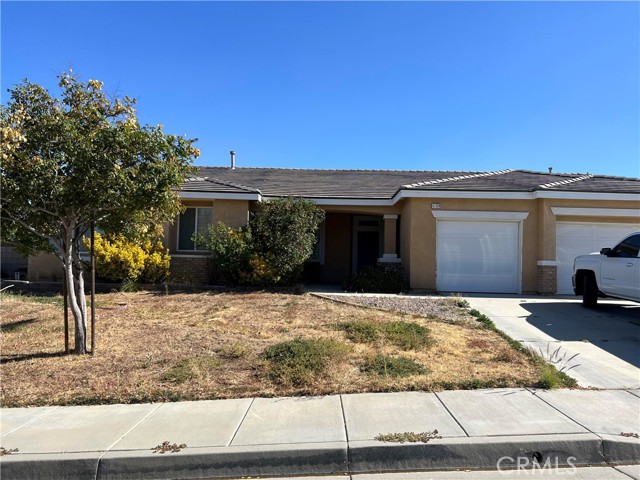 40824 Los Amores Court, Palmdale, CA 