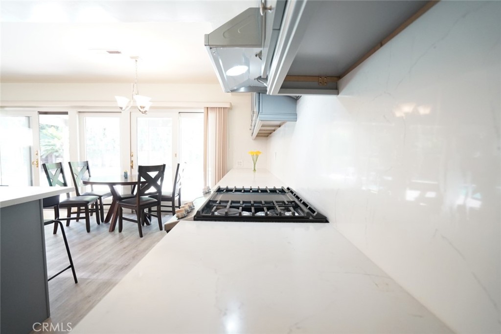 MLS #WS25216406 image #9