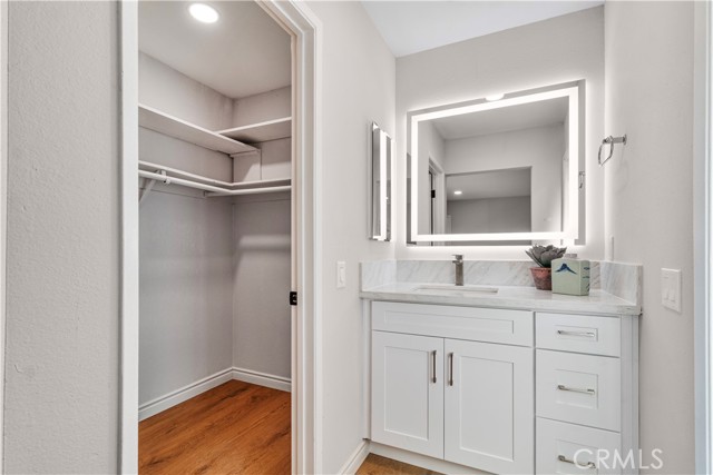 Detail Gallery Image 24 of 38 For 1736 E Oakridge, West Covina,  CA 91792 - 3 Beds | 2/1 Baths