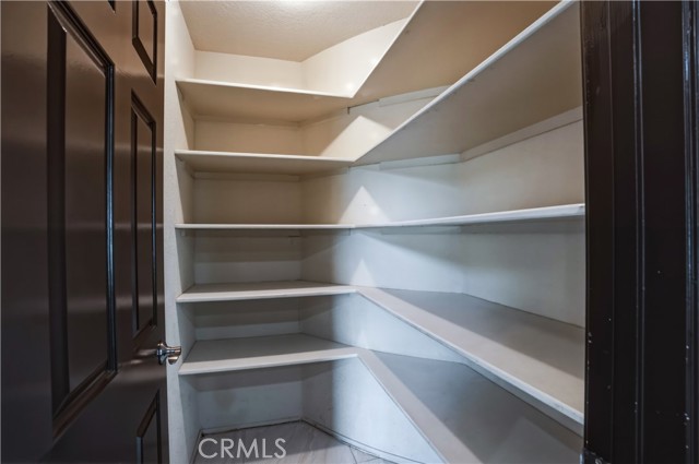 Image 36 of 73 For 3537 Foxglove Road