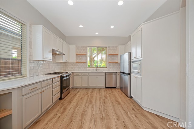 Detail Gallery Image 10 of 44 For 2821 Unity Pointe, Sacramento,  CA 95833 - 4 Beds | 2 Baths