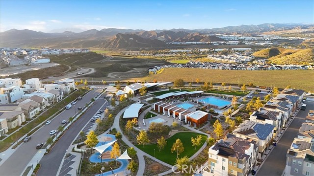 Detail Gallery Image 37 of 50 For 27315 Bear Creek Ln, Valencia,  CA 91381 - 4 Beds | 3/1 Baths