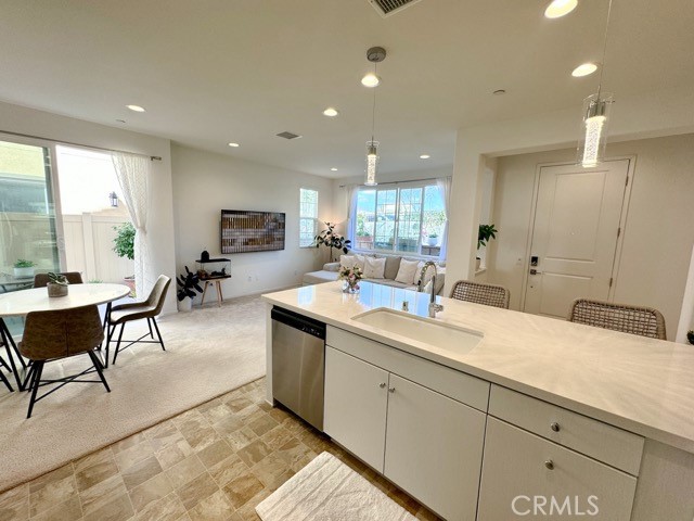 Detail Gallery Image 7 of 59 For 45540 Calle Luna, Temecula,  CA 92592 - 3 Beds | 2/1 Baths