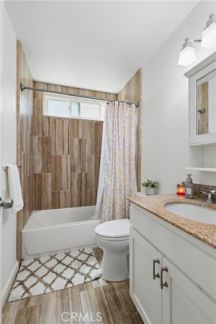 395 Columbia Avenue, Merced CA: https://media.crmls.org/medias/dd3d6d99-d414-4872-b7f9-1a1b7ef4ccf0.jpg