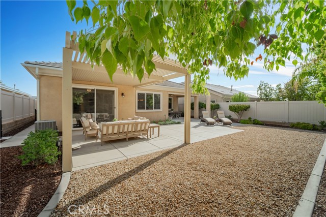 Detail Gallery Image 24 of 36 For 14006 Sandstone Peak, Bakersfield,  CA 93306 - 2 Beds | 2 Baths