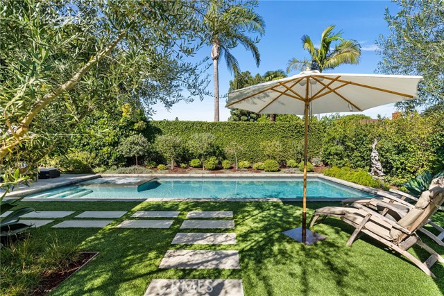 Detail Gallery Image 3 of 29 For 17601 Sherbrook Dr, Tustin,  CA 92780 - 3 Beds | 2/1 Baths