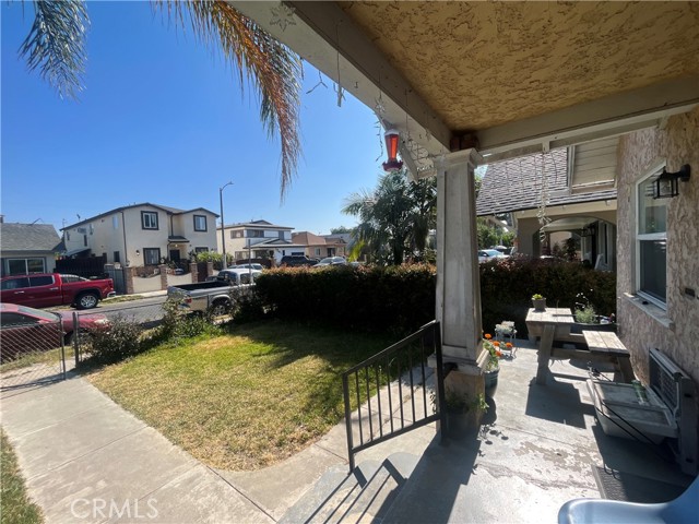 1248 Rolland Curtis Place, Los Angeles CA: https://media.crmls.org/medias/dd3e5393-97ca-4931-bd45-9cbf89ffa70a.jpg