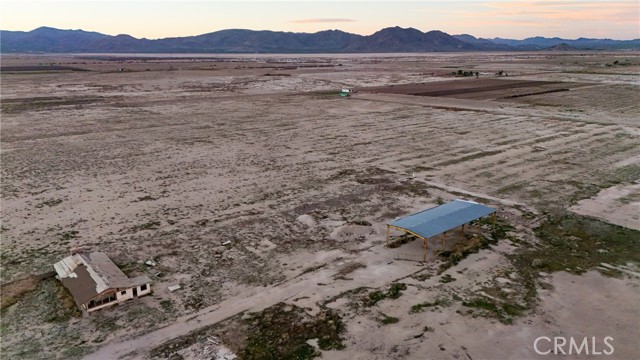 Detail Gallery Image 7 of 16 For 793 Locust Ave, Lucerne Valley,  CA 92356 - – Beds | – Baths