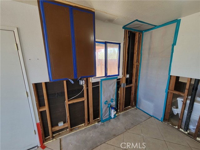 Detail Gallery Image 14 of 34 For 7100 Cholla Ave, Yucca Valley,  CA 92284 - 2 Beds | 1 Baths