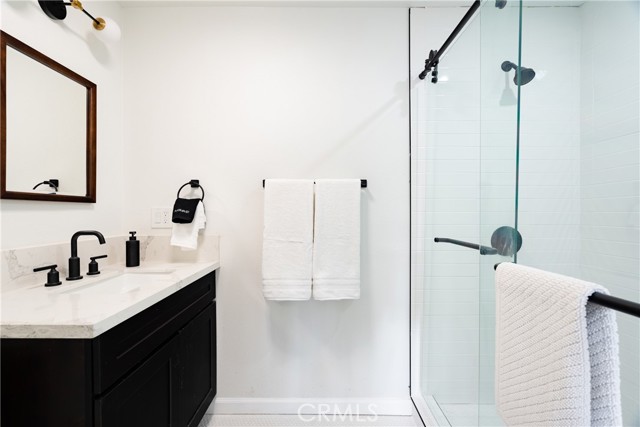 Detail Gallery Image 19 of 45 For 1117 Crater Mountain, Big Bear City,  CA 92314 - 5 Beds | 3 Baths