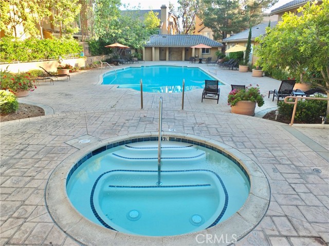 Image 16 of 24 For 19431 Rue De Valore 19b