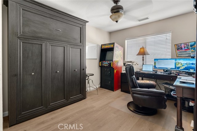 Detail Gallery Image 44 of 74 For 40071 via Espana, Murrieta,  CA 92562 - 5 Beds | 3 Baths