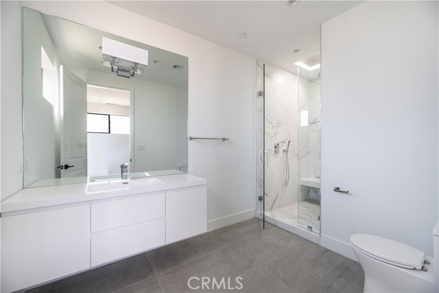 Detail Gallery Image 15 of 26 For 1809 S Longwood, Los Angeles,  CA 90019 - 4 Beds | 3 Baths