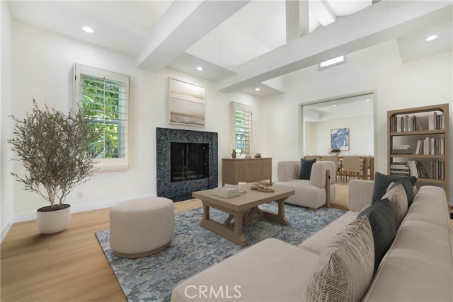 4570 Park Marbella, Calabasas CA: https://media.crmls.org/medias/dd4105ed-c939-45b1-9a53-3176a17df08b.jpg