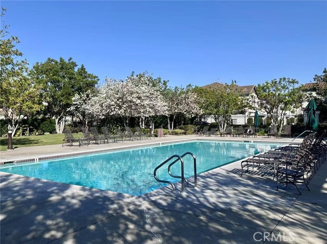 Detail Gallery Image 31 of 37 For 1320 Corte Alemano, Costa Mesa,  CA 92626 - 4 Beds | 2/1 Baths