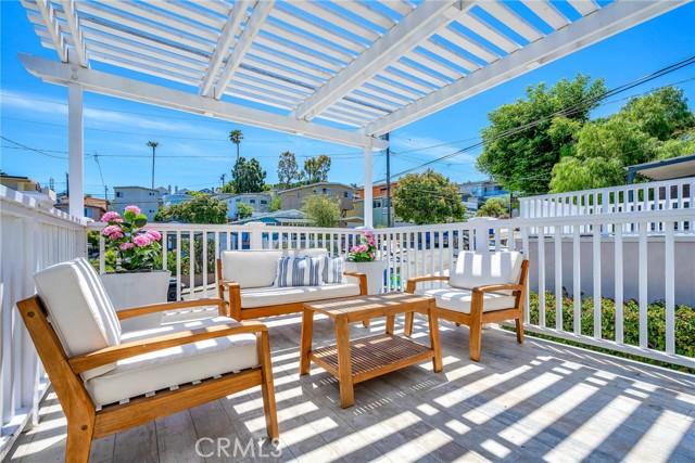 1613 Armour Lane, Redondo Beach, California 90278, 3 Bedrooms Bedrooms, ,1 BathroomBathrooms,Residential,For Sale,Armour,SB26086137