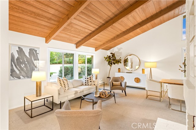 Detail Gallery Image 8 of 34 For 1621 Harbor Crest Cir, Corona Del Mar,  CA 92625 - 3 Beds | 2 Baths