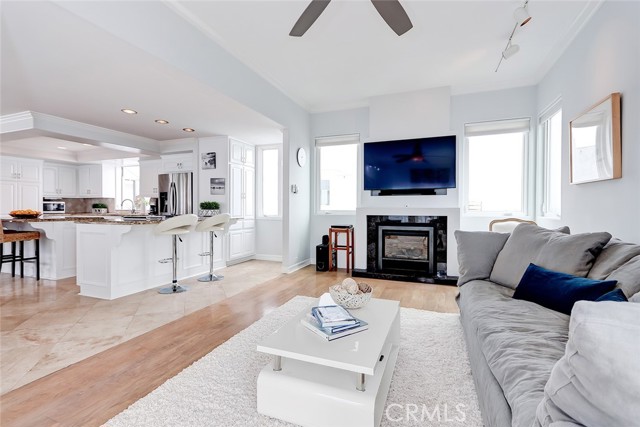 469 27th Street, Manhattan Beach, California 90266, 3 Bedrooms Bedrooms, ,3 BathroomsBathrooms,Residential,Sold,27th,SB22088434