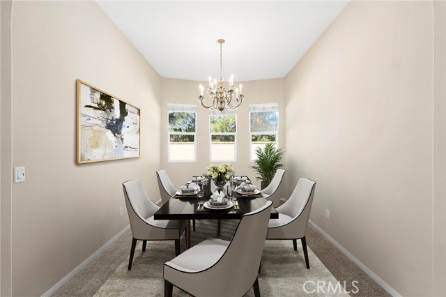 Dining Room
Digital Staging