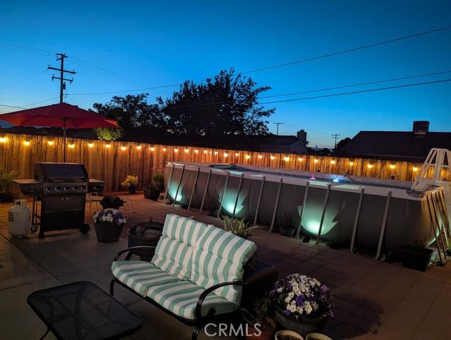 https://media.crmls.org/medias/dd4393ba-1a36-4a9d-98c5-54170b61b809.jpg?preset=X-Large
