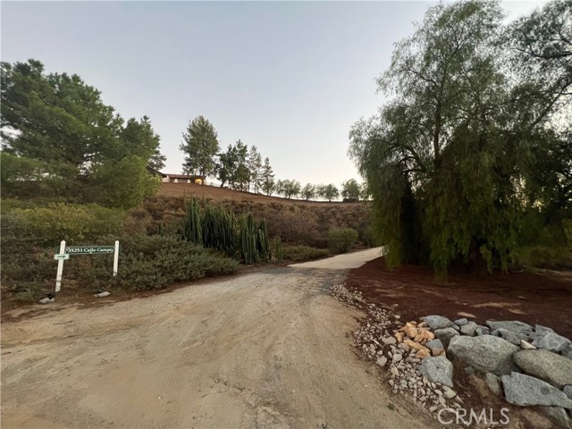 35251 Calle Campo, Temecula CA: https://media.crmls.org/medias/dd4430e2-fd56-4489-b668-033fb5c5068b.jpg